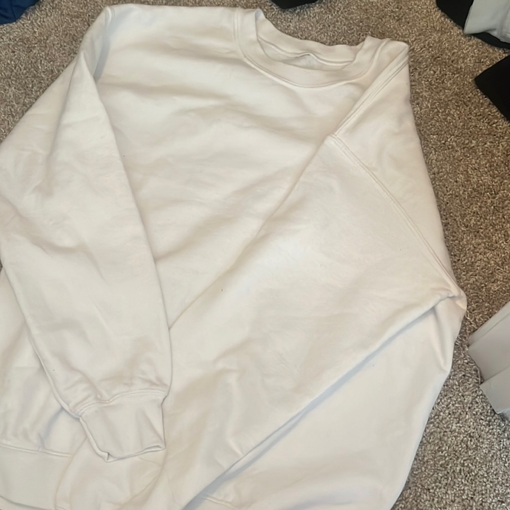 sweatshirt